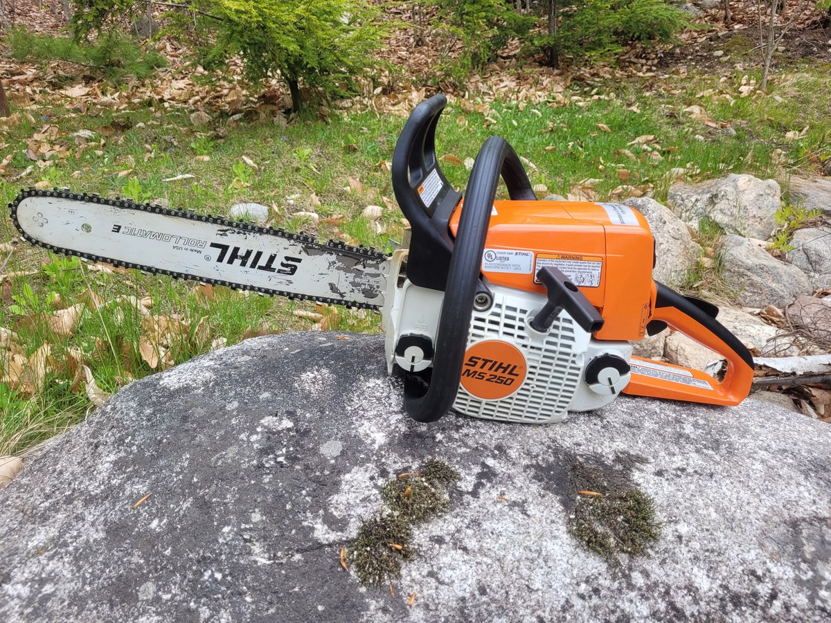 Chainsaw Service