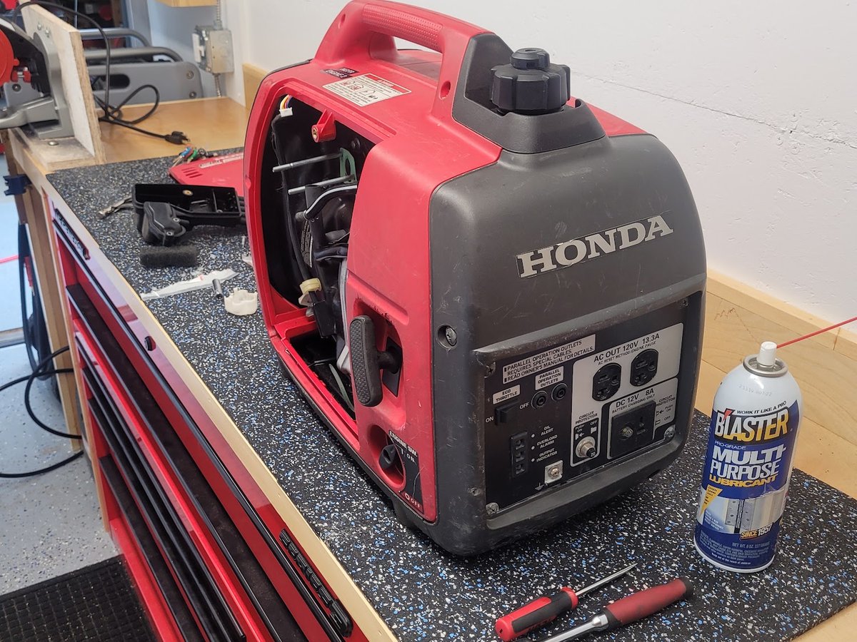Generator Service — Small